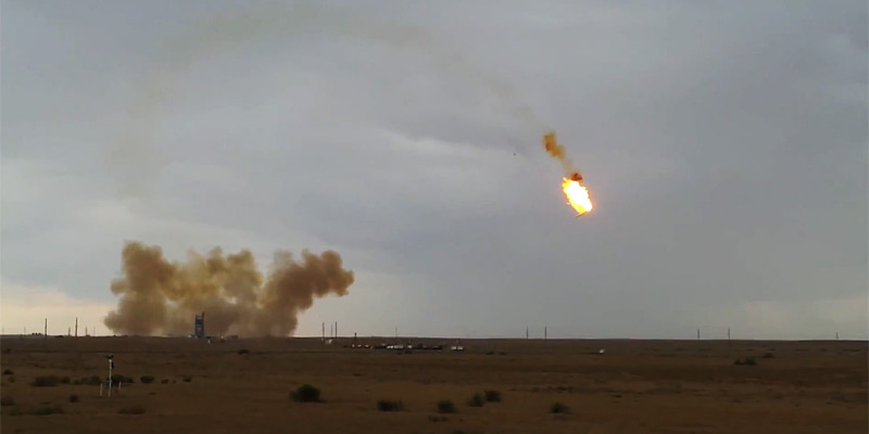Авария ракеты-носителя «Протон-М», 2 июля 2013 года. Кадр из видео http://youtube.com/firecloud77 Авария ракеты-носителя «Протон-М», 2 июля 2013 года. Кадр из видео http://youtube.com/firecloud77